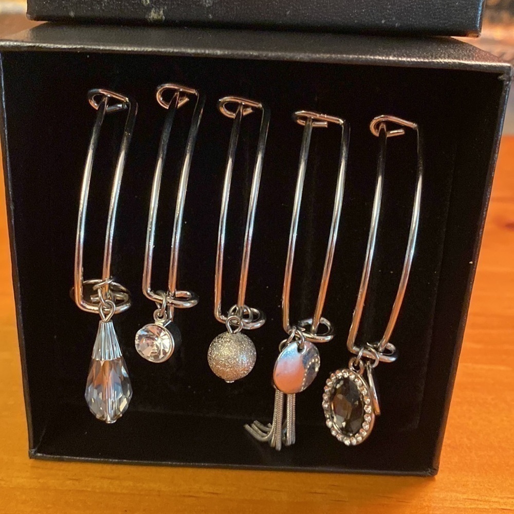 Christopher & Banks 5 Piece Bangle Set NWT - Picture 2 of 8